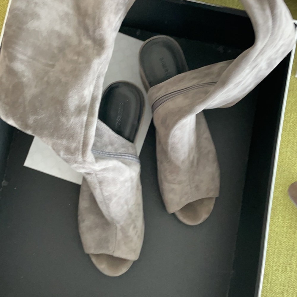 Open toe high boots - Picture 2 of 5